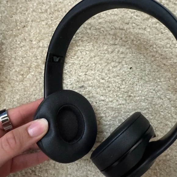 Black Beats Solo 3